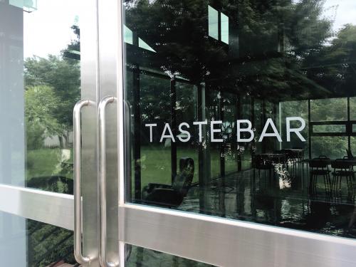 tastebar01